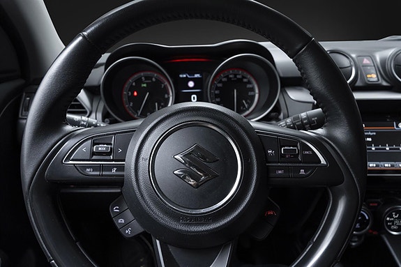 Suzuki Swift 18 of 26
