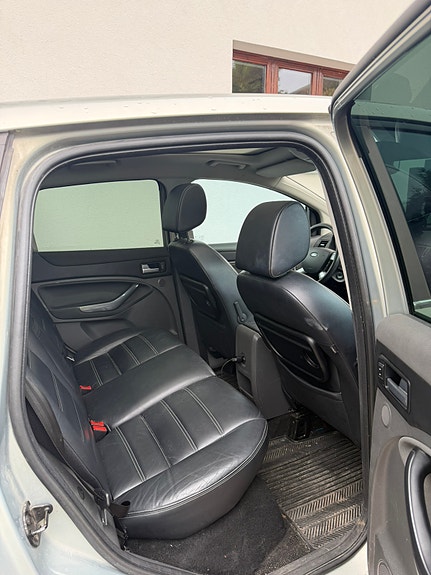 Ford Kuga 11 of 22