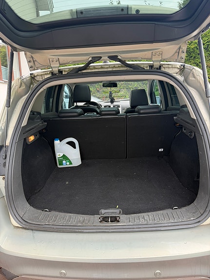 Ford Kuga 9 of 22