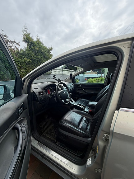 Ford Kuga 7 of 22
