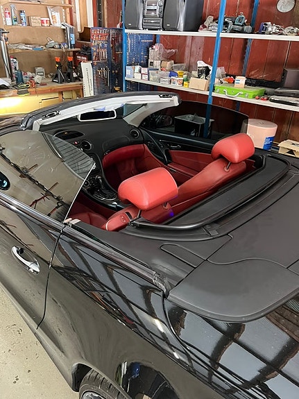 Mercedes-Benz SL500 11 of 13