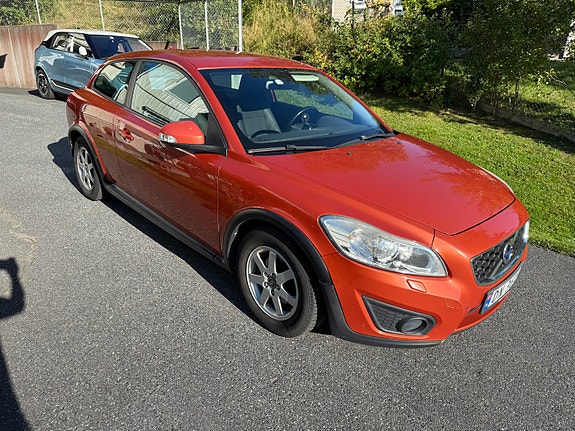 Volvo C30 2 of 16