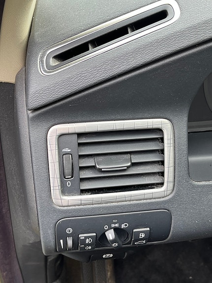 Volvo XC70 11 of 20