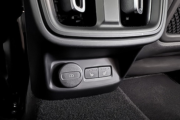 Polestar 2 25 of 30