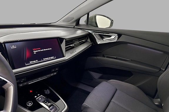 Audi Q4 e-tron 13 of 20