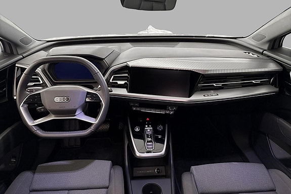 Audi Q4 e-tron 9 of 20