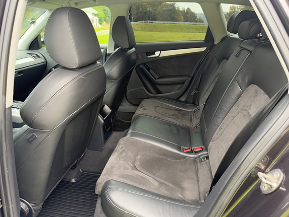 Audi A4 9 of 26