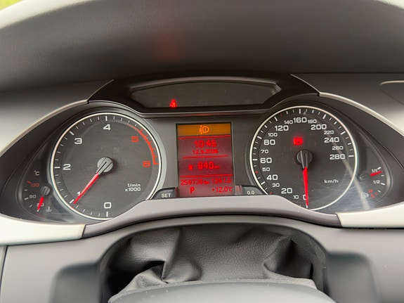 Audi A4 23 of 26