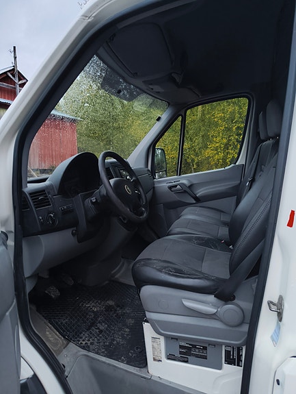 Volkswagen Crafter 35 23 of 30