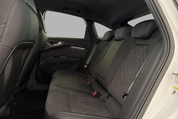 Audi Q4 e-tron 29 of 30