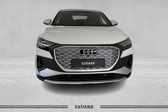 Audi Q4 e-tron 8 of 30