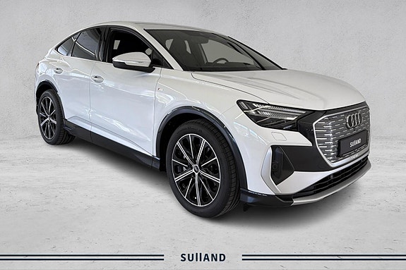 Audi Q4 e-tron 7 of 30