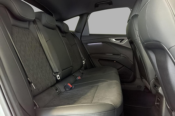 Audi Q4 e-tron 30 of 30