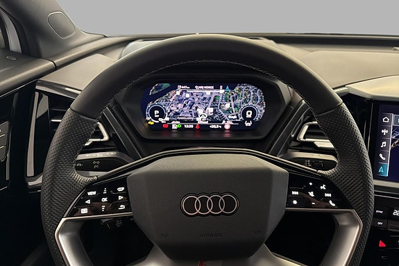 Audi Q4 e-tron 10 of 30