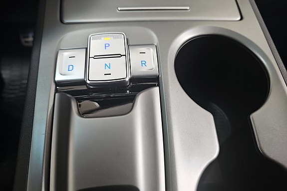 Hyundai Kona 19 of 30