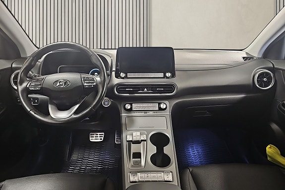 Hyundai Kona 12 of 30