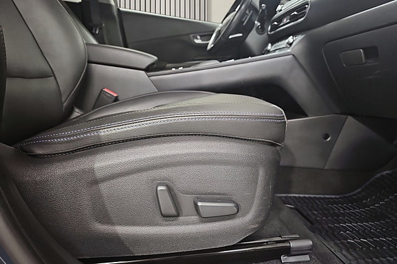 Hyundai Kona 13 of 30