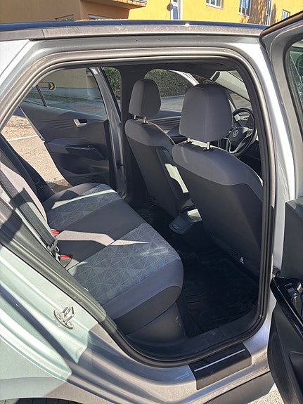 Volkswagen ID.3 6 of 13