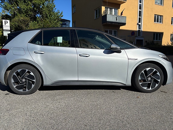Volkswagen ID.3 4 of 13
