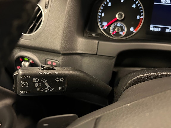 Volkswagen Golf Plus 18 of 25