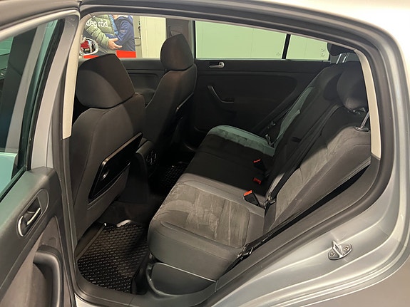 Volkswagen Golf Plus 15 of 25