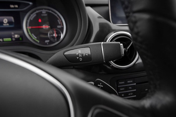 Mercedes-Benz B250 e 20 of 25