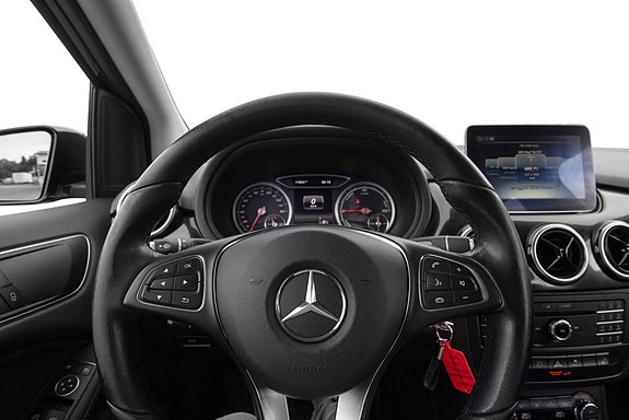 Mercedes-Benz B250 e 15 of 25