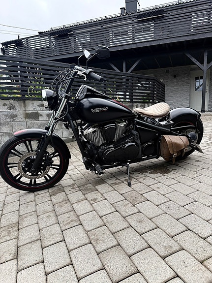 Kawasaki VN 900 Custom 5 of 8