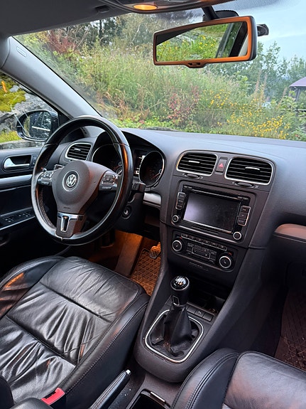 Volkswagen Golf VI 8 of 12