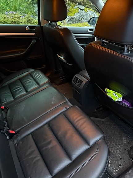Volkswagen Golf VI 10 of 12