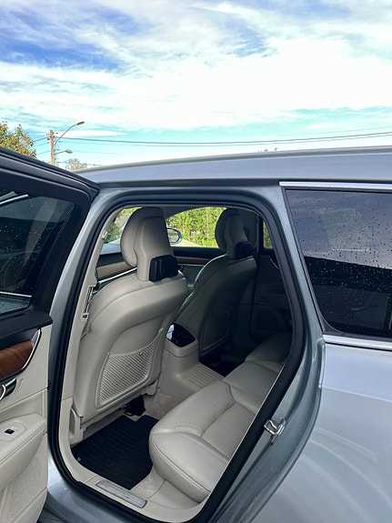 Volvo V90 10 of 12