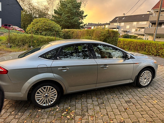 Ford Mondeo 5 of 16