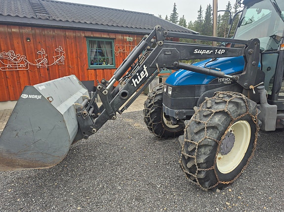 New Holland 7635 7 of 15