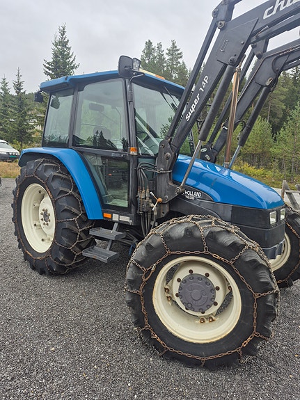 New Holland 7635 3 of 15