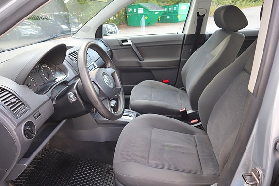 Volkswagen Polo 16 of 22