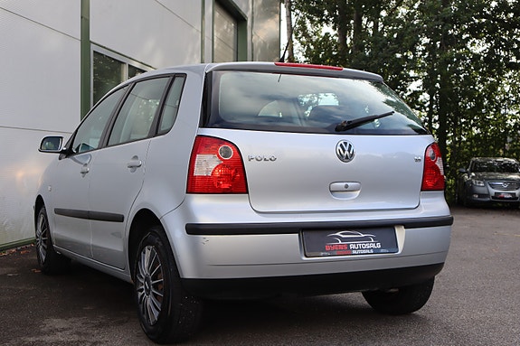 Volkswagen Polo 13 of 22