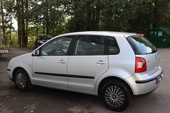Volkswagen Polo 14 of 22