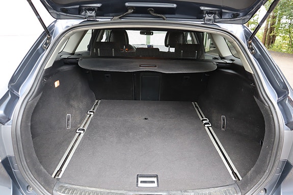 Toyota Avensis 24 of 30