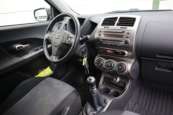 Toyota Urban Cruiser 20 of 30