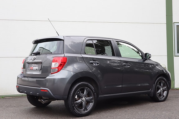 Toyota Urban Cruiser 11 of 30
