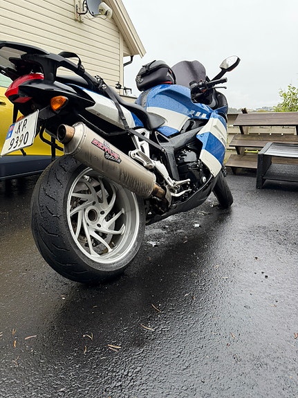 BMW K 1200 S 2 of 5