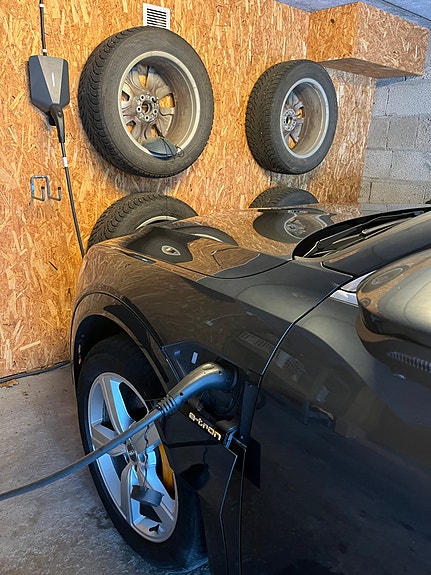 Audi e-tron 17 of 18