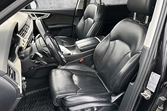 Audi Q7 10 of 24