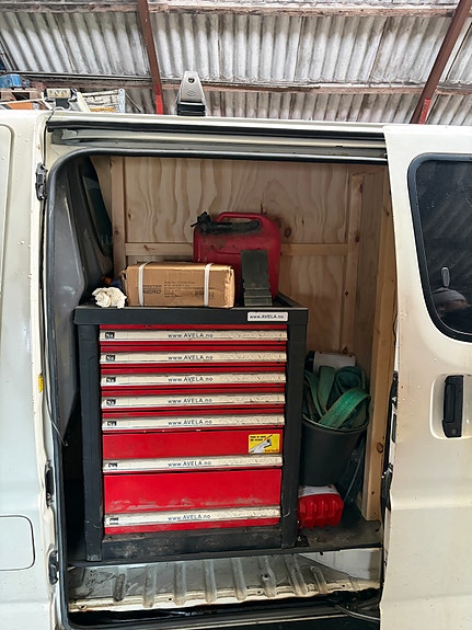 Toyota HiAce 7 of 8