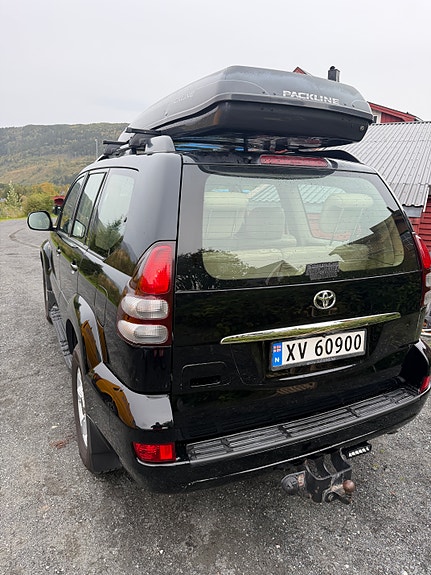 Toyota Land Cruiser 7 of 30