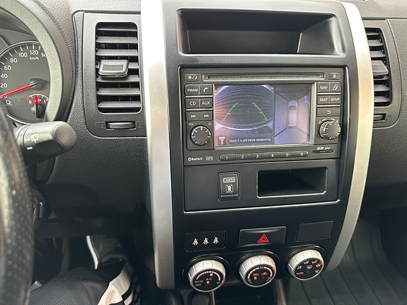 Nissan X-Trail 18 of 30