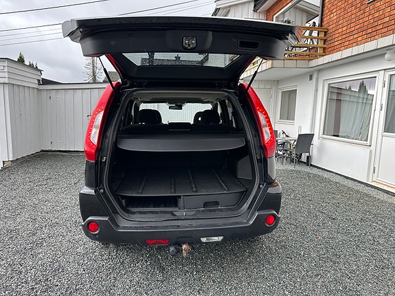 Nissan X-Trail 28 of 30