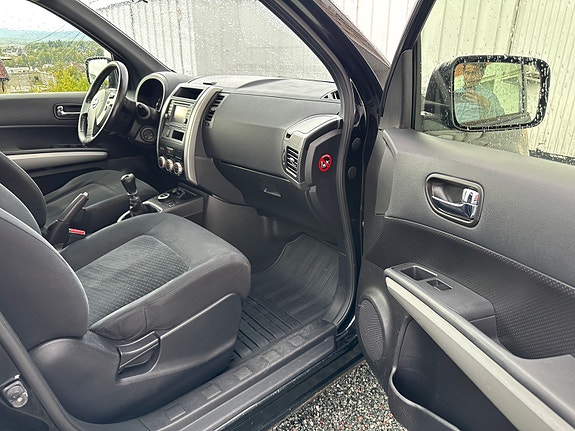 Nissan X-Trail 20 of 30