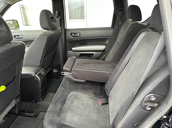 Nissan X-Trail 25 of 30
