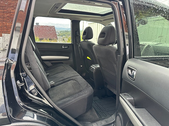 Nissan X-Trail 26 of 30